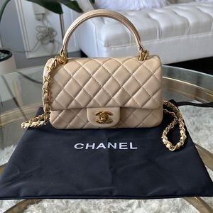 Tan crossbody/handbag